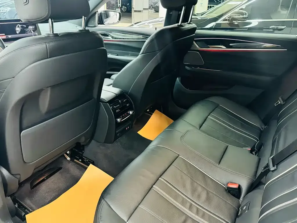 BMW 6 Series GT 2021 из CN, фото 4