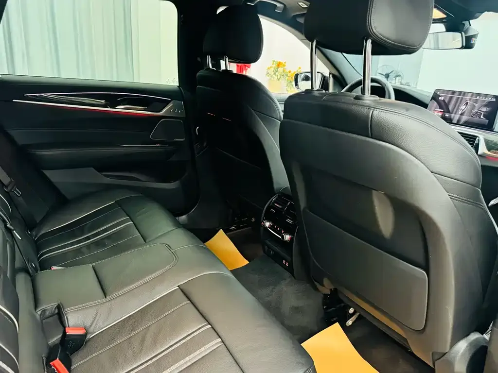 BMW 6 Series GT 2021 из CN, фото 7