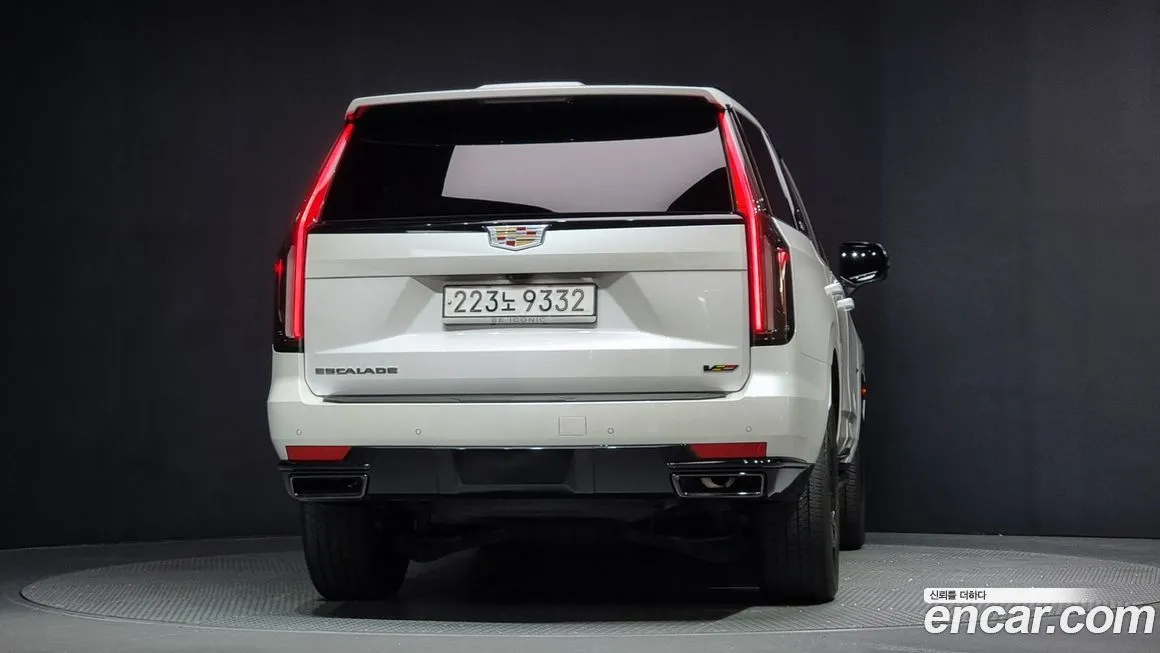 Cadillac Escalade 2023 из KR, фото 4