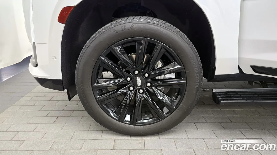 Cadillac Escalade 2023 из KR, фото 5