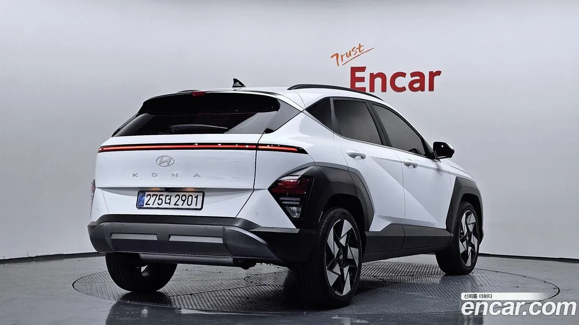 Hyundai Kona — фото 2