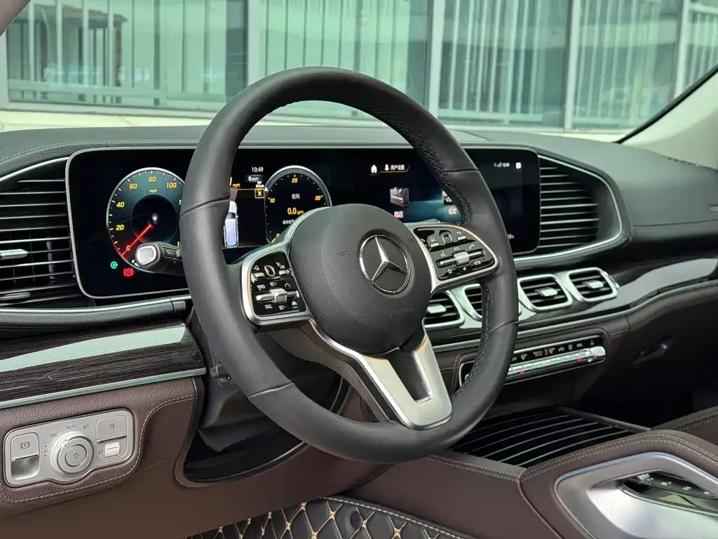 Mercedes-Benz GLS 2023 из CN, фото 8