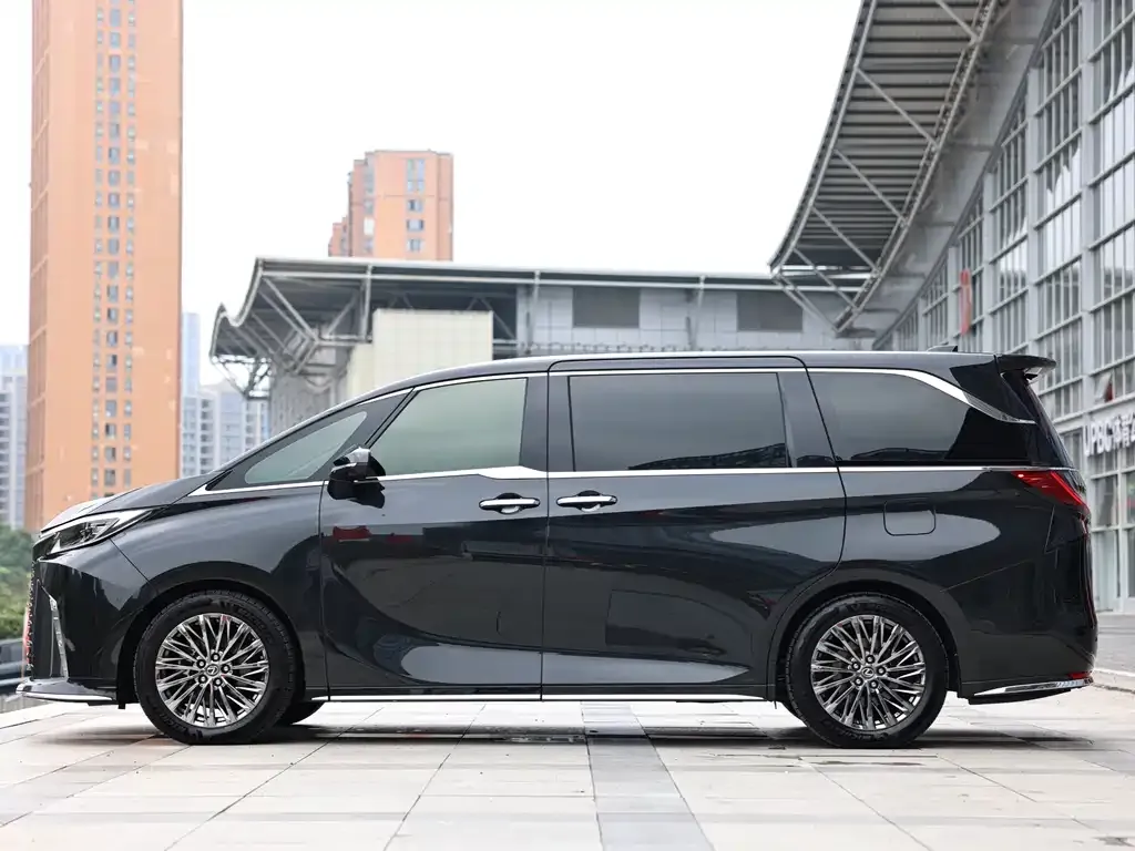 Lexus LM 2024 из CN, фото 7
