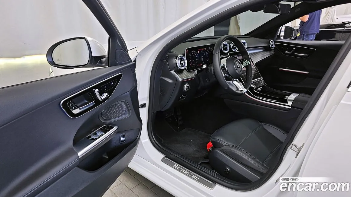 Mercedes-Benz C-Class — фото 10