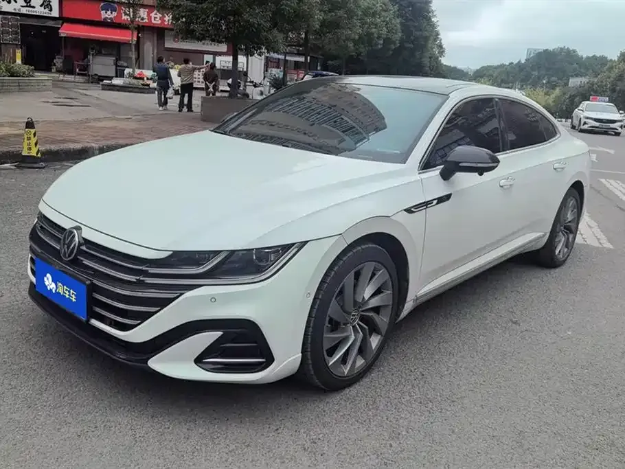 Volkswagen CC 2023 из CN, фото 1