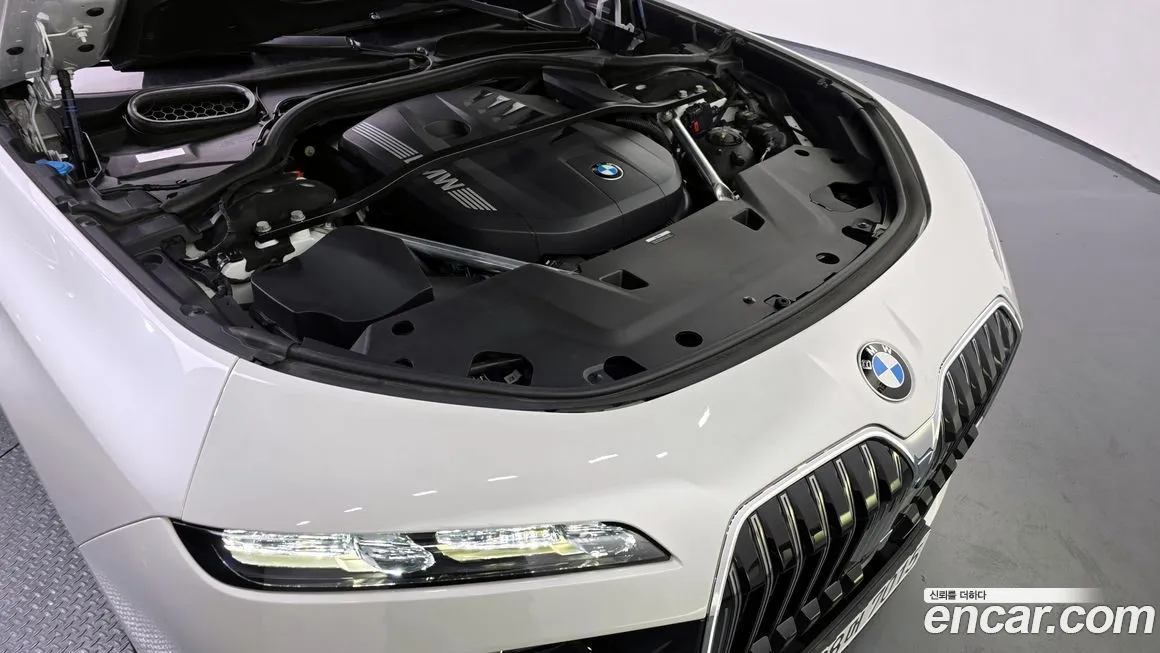 BMW 7-Series 2023 из KR, фото 6