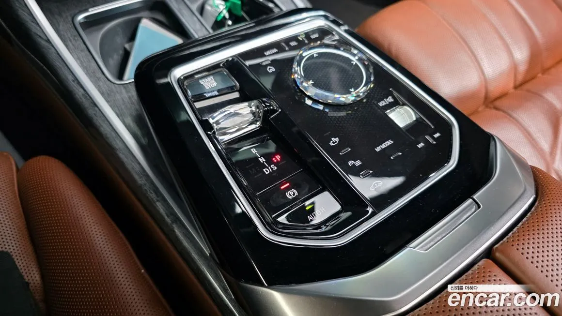BMW 7-Series 2023 из KR, фото 9
