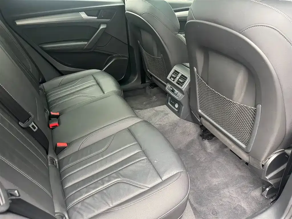 Audi Q5L 2022 из CN, фото 10