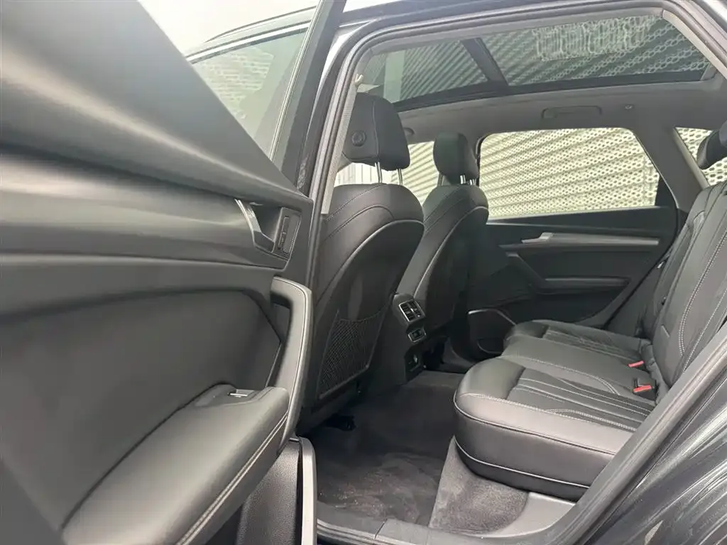 Audi Q5L 2022 из CN, фото 9