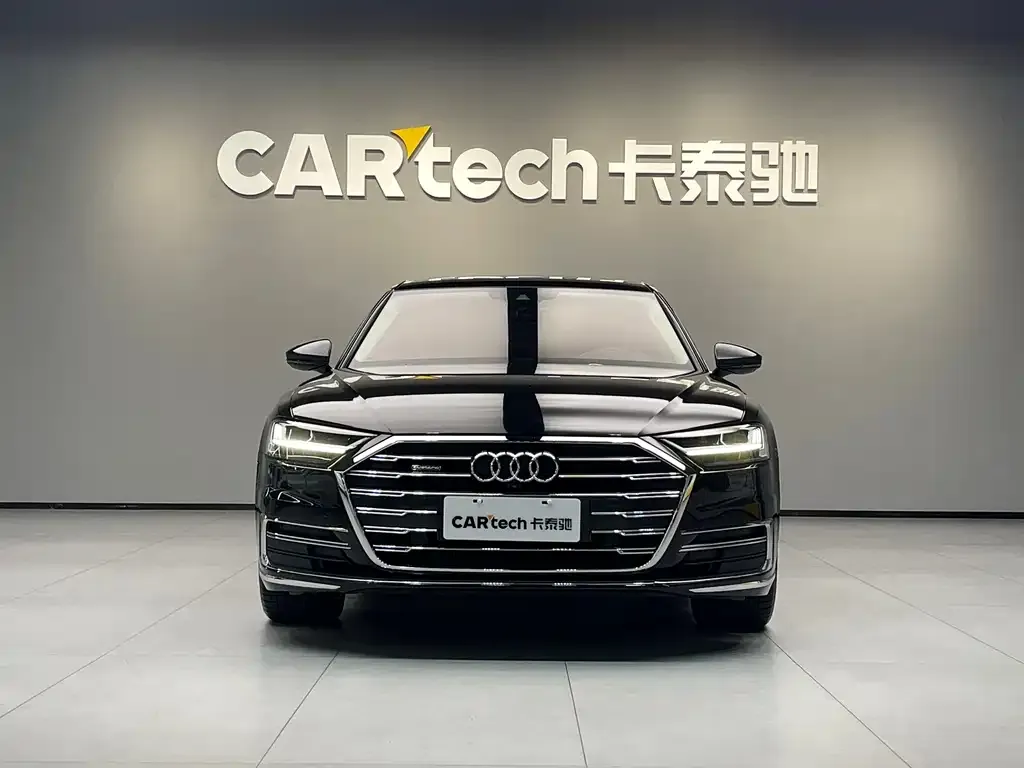 Audi A8 2021 из CN, фото 2