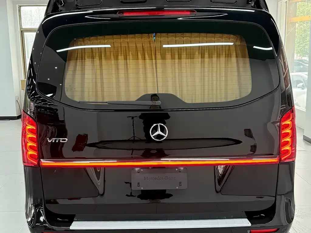 Mercedes-Benz Vito 2025 из CN, фото 6