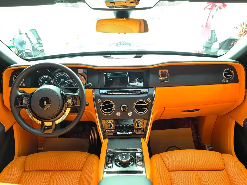 Rolls-Royce Cullinan 2022 из CN, фото 10