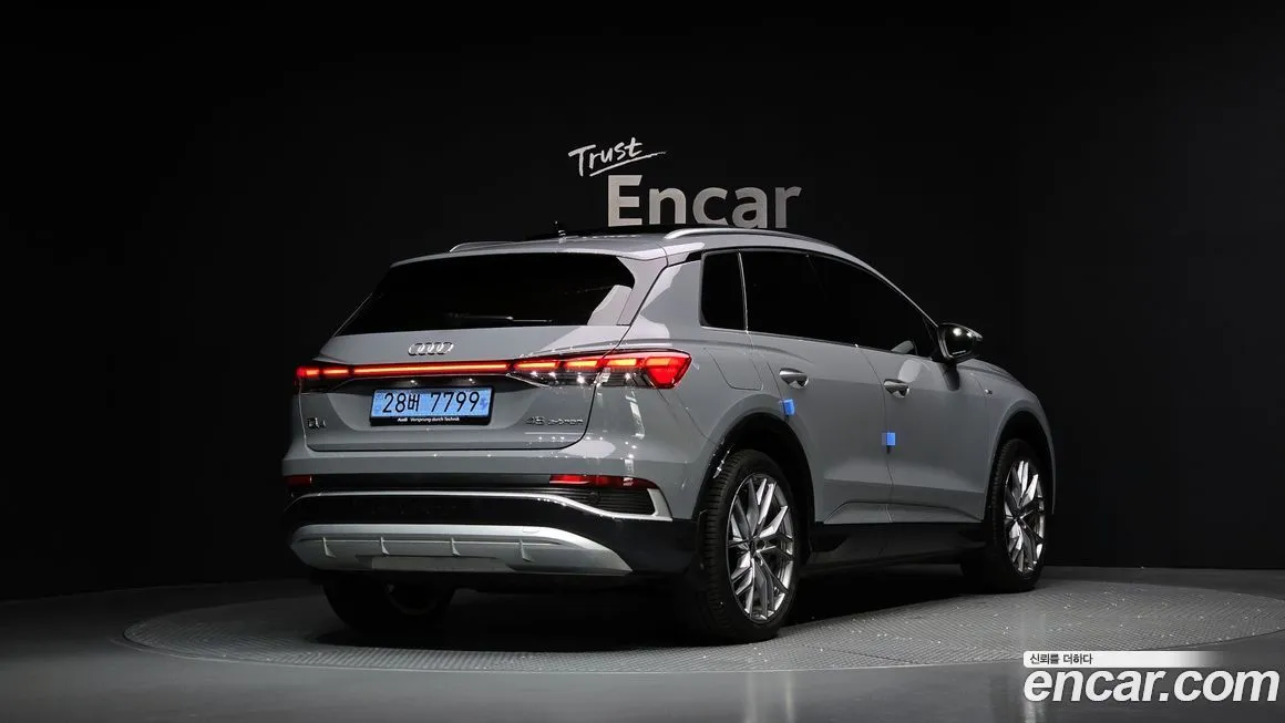 Audi Q4 e-tron 2025 из KR, фото 2