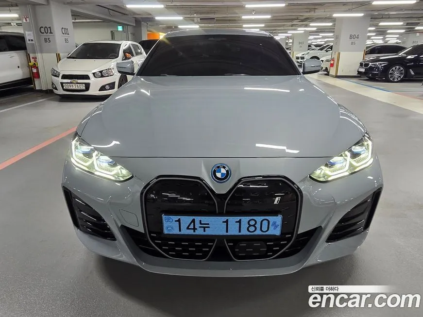 BMW i4 2024 из KR, фото 2