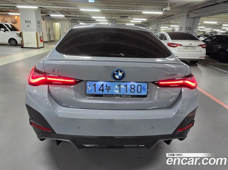 BMW i4 2024 из KR, фото 3