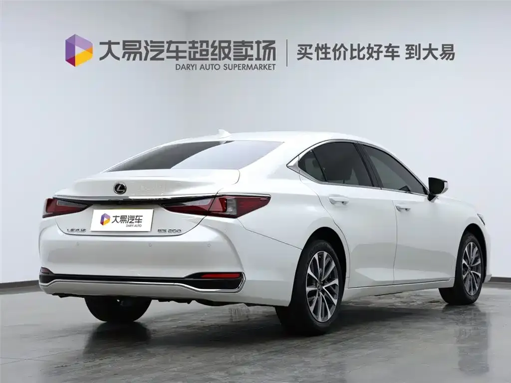 Lexus ES 2023 из CN, фото 3