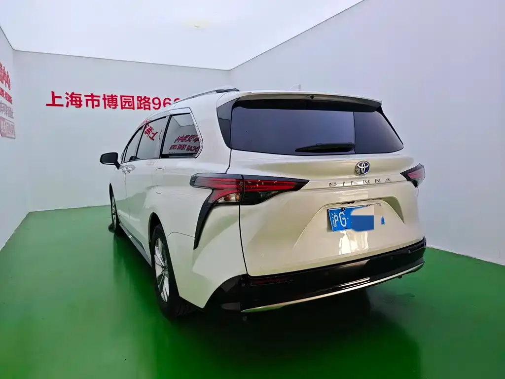 Toyota Sienna 2022 из CN, фото 6