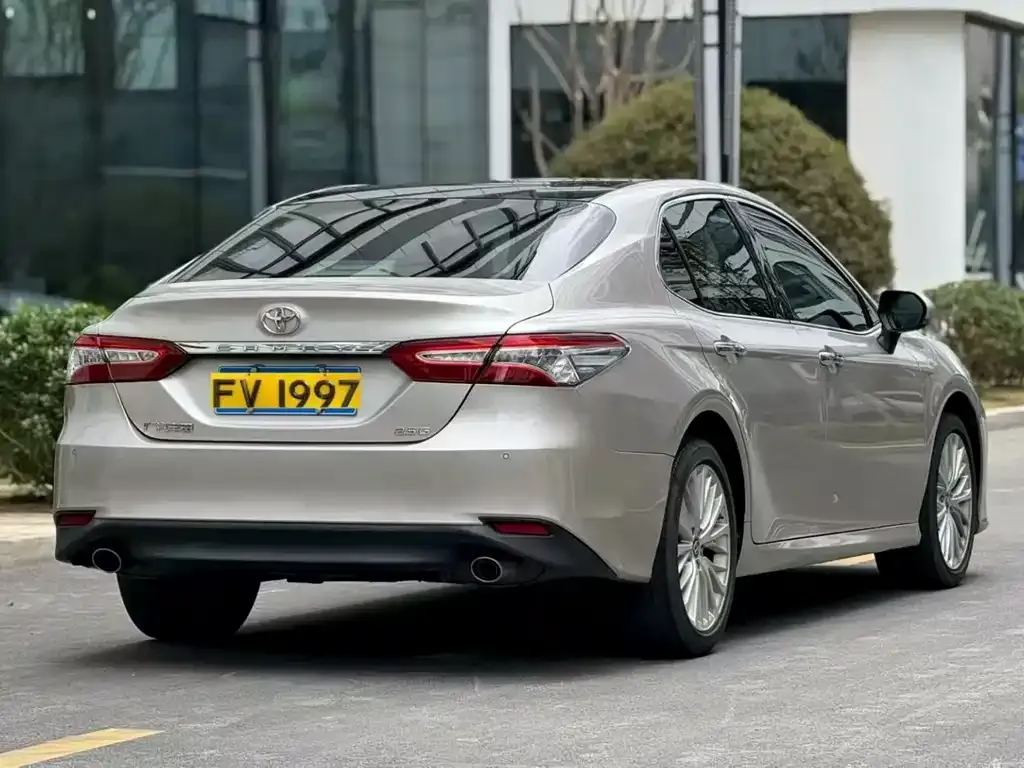 Toyota Camry 2021 из CN, фото 9
