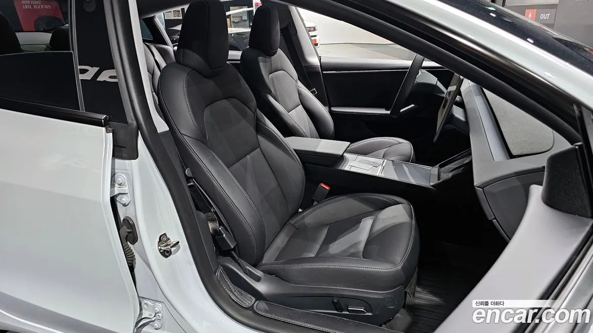 Tesla Model 3 2024 из KR, фото 10