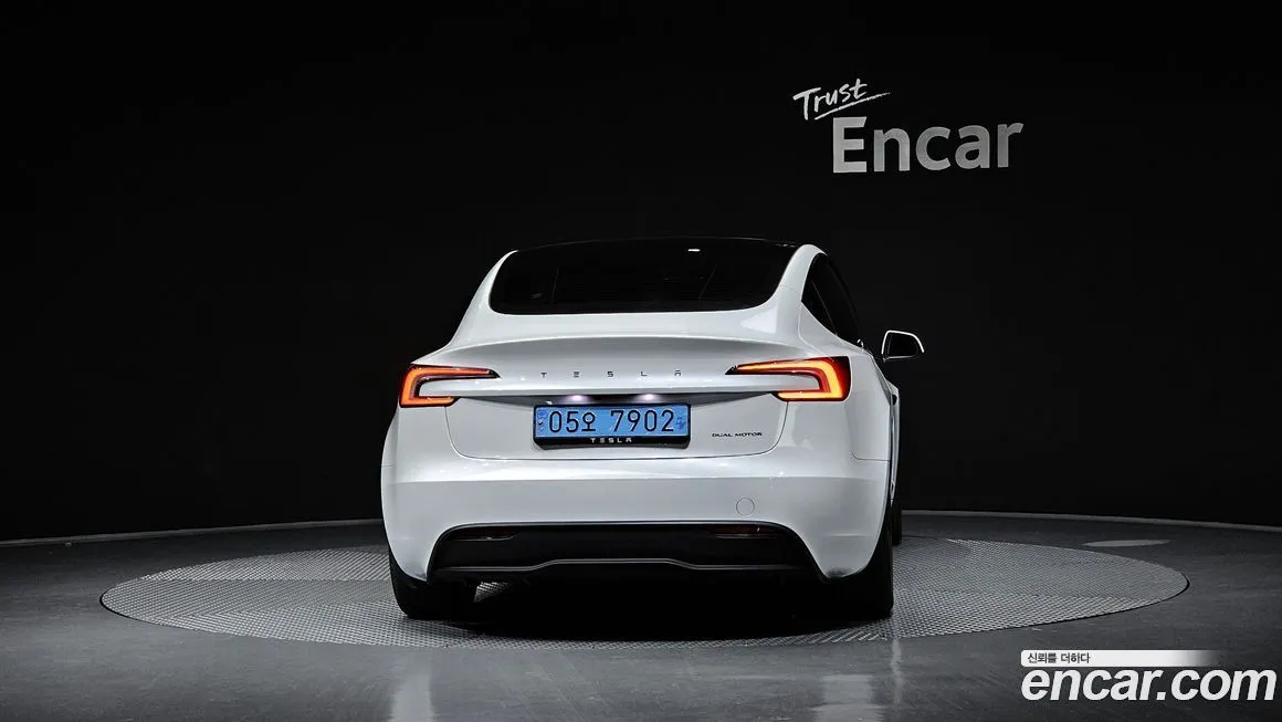 Tesla Model 3 2024 из KR, фото 4