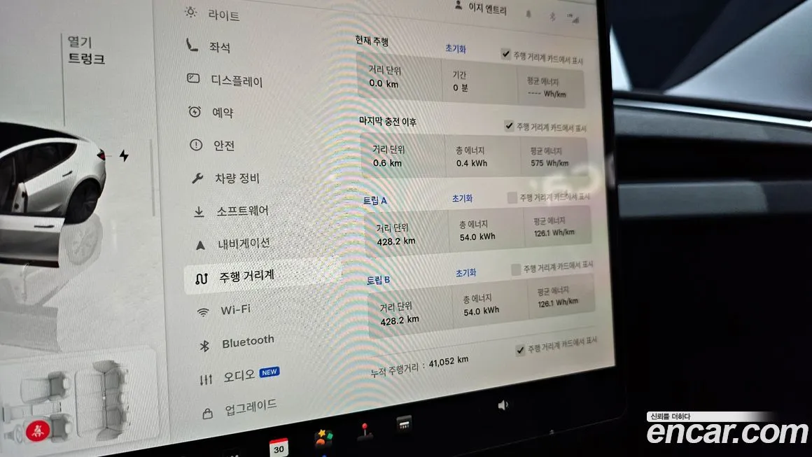 Tesla Model 3 2024 из KR, фото 8