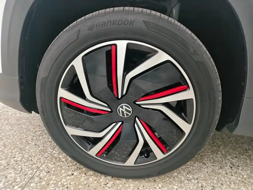 Volkswagen Tharu 2024 из CN, фото 10