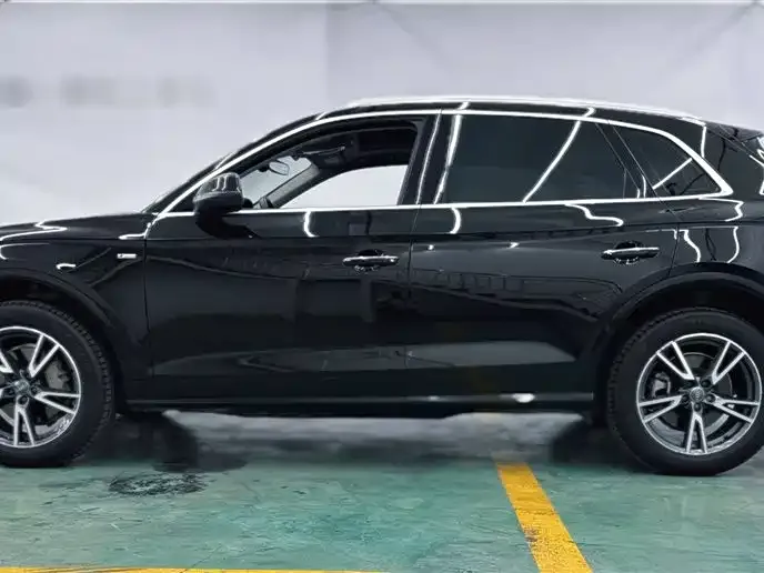 Audi Q5L 2021 из CN, фото 7