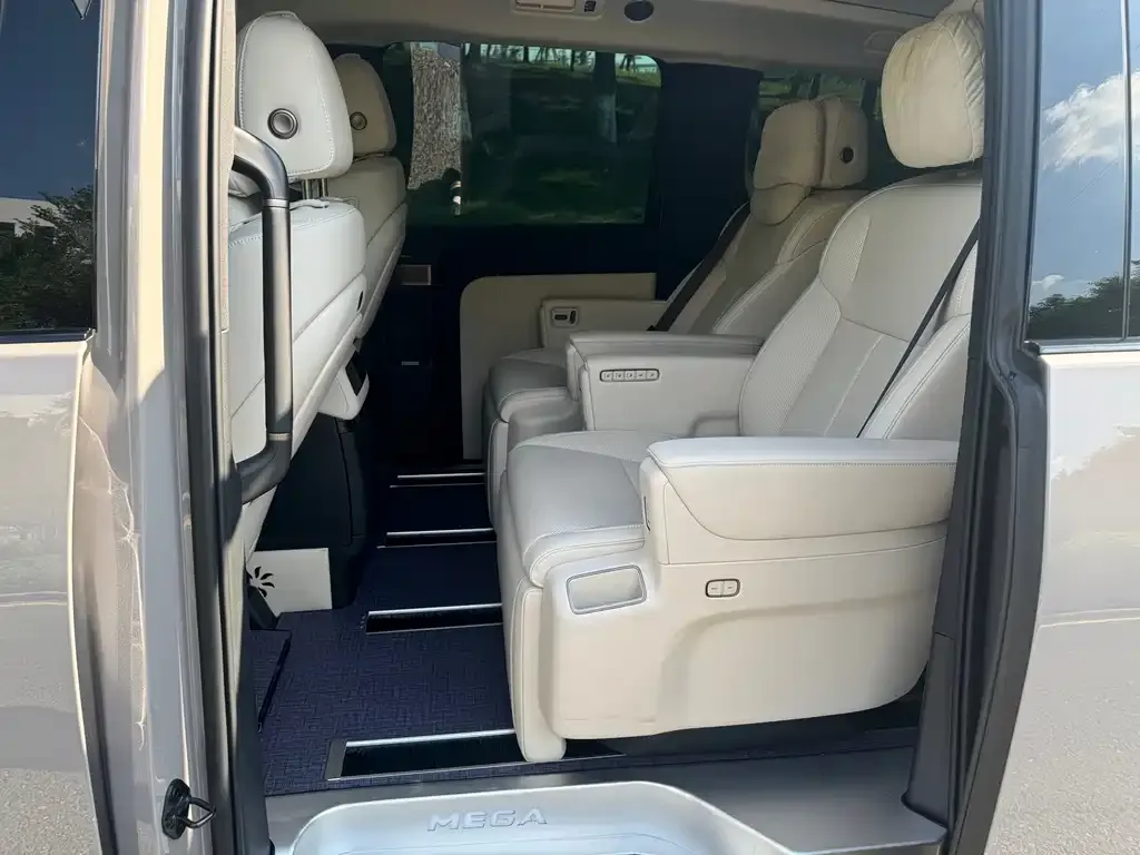 Li Auto MEGA 2025 из CN, фото 6