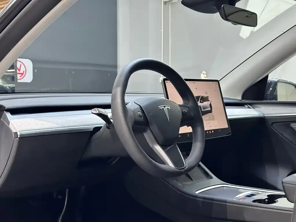 Tesla Model Y 2024 из CN, фото 10