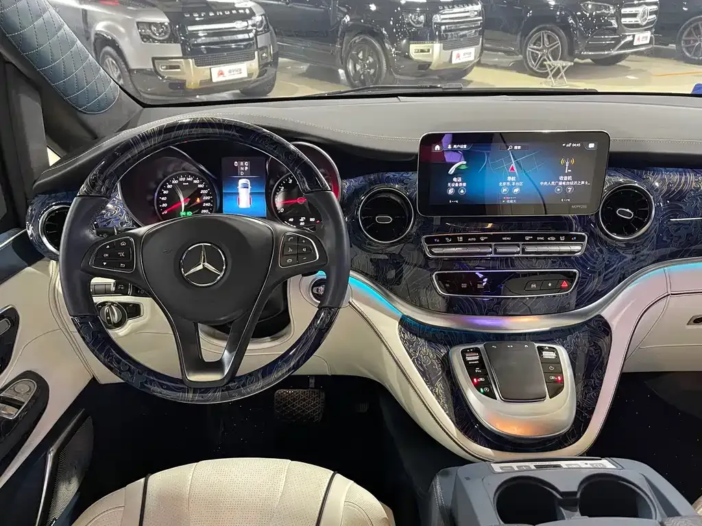 Mercedes-Benz V-Class 2023 из CN, фото 10