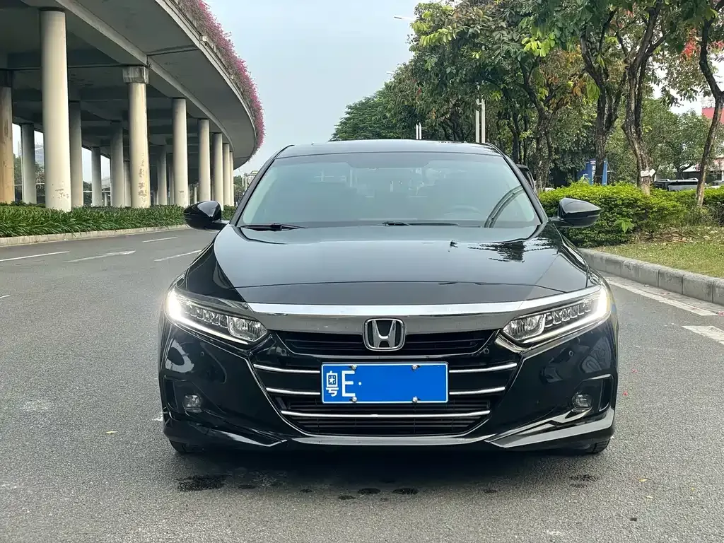 Honda Accord 2022 из CN, фото 2