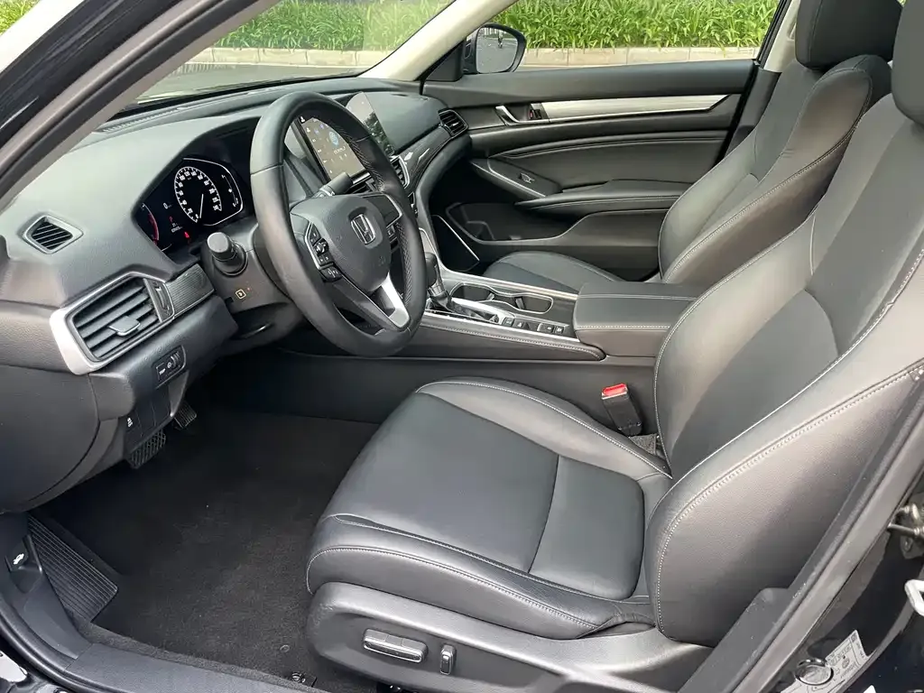 Honda Accord 2022 из CN, фото 4