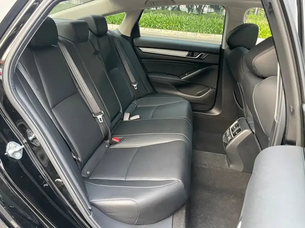 Honda Accord 2022 из CN, фото 9