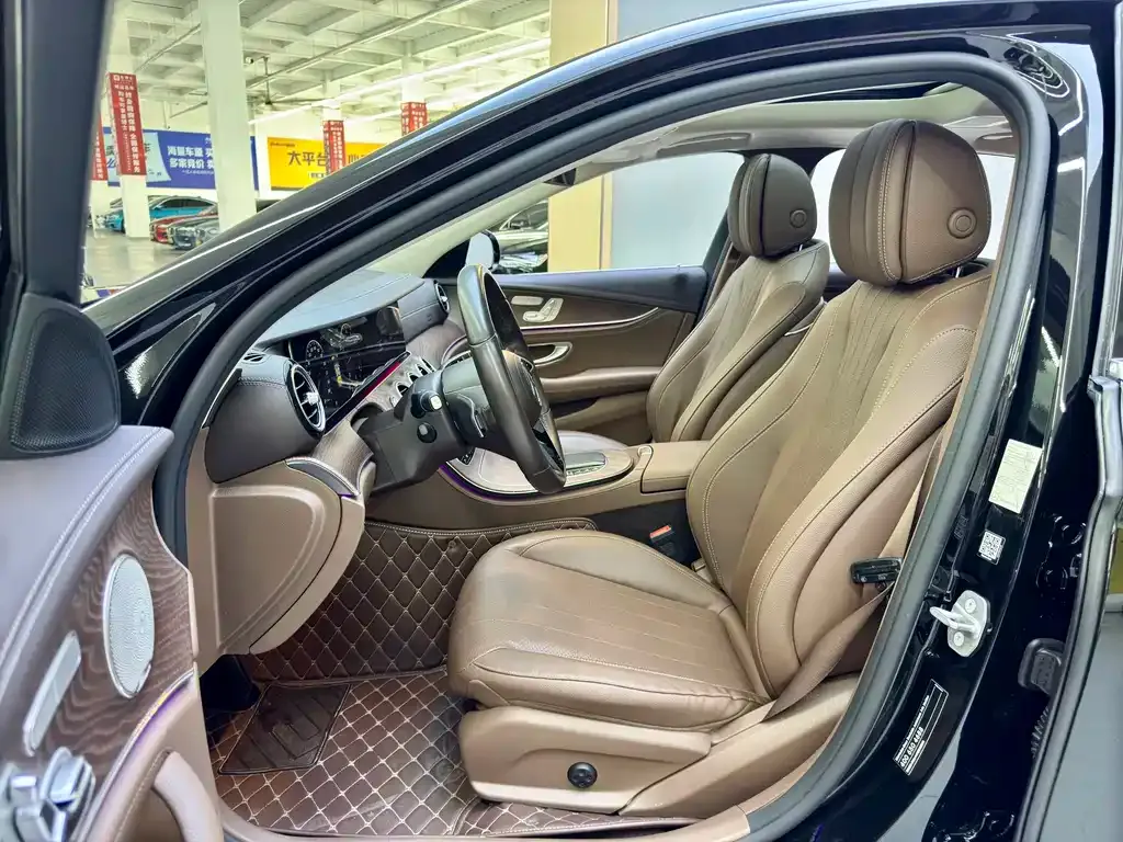 Mercedes-Benz E-Class 2023 из CN, фото 7