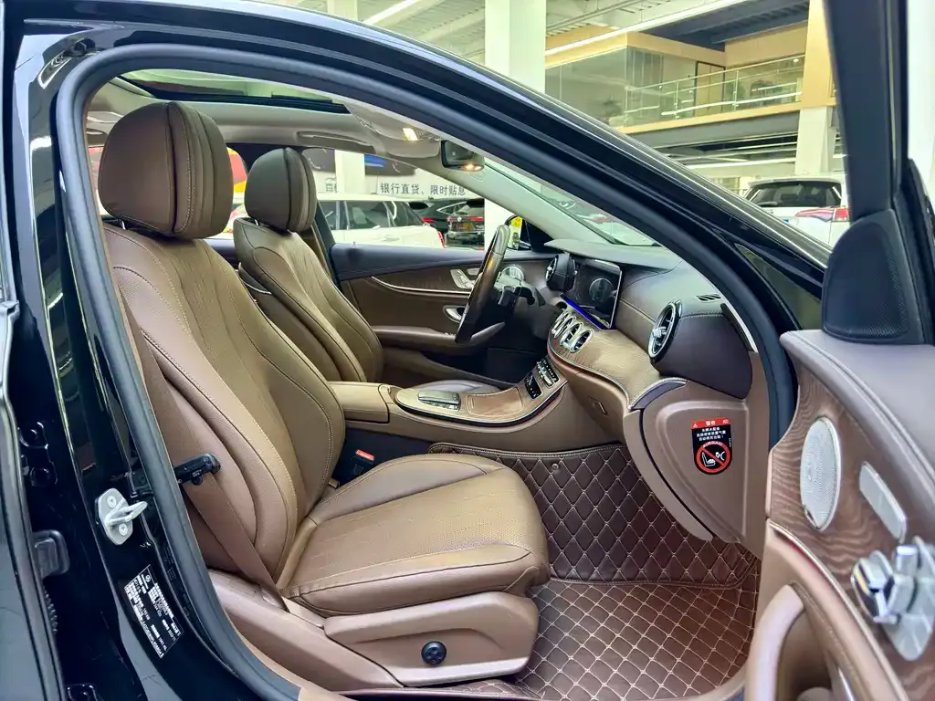 Mercedes-Benz E-Class 2023 из CN, фото 9