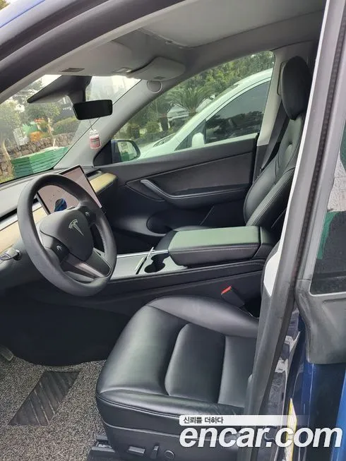 Tesla Model Y — фото 6