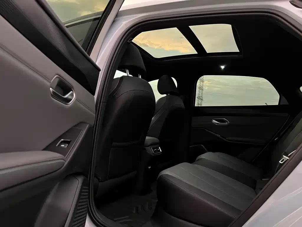 BYD Qin L 2025 из CN, фото 8