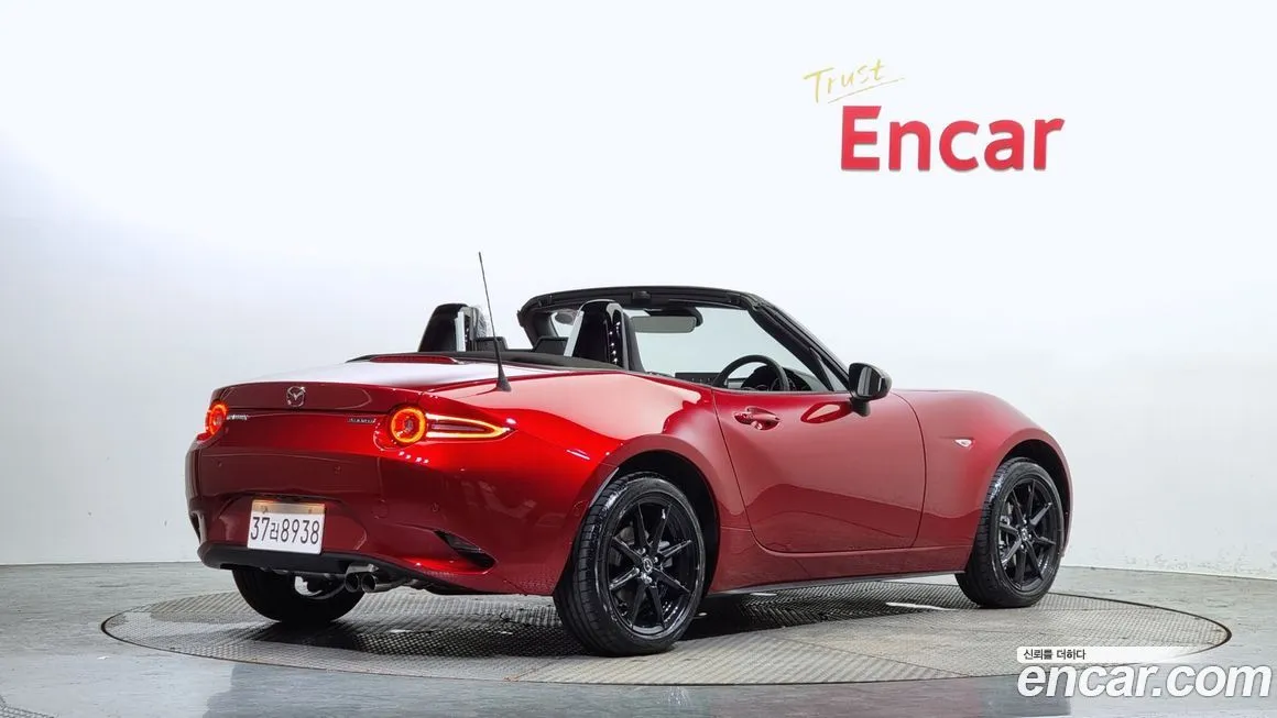 Mazda MX-5 Miata 2024 из KR, фото 2