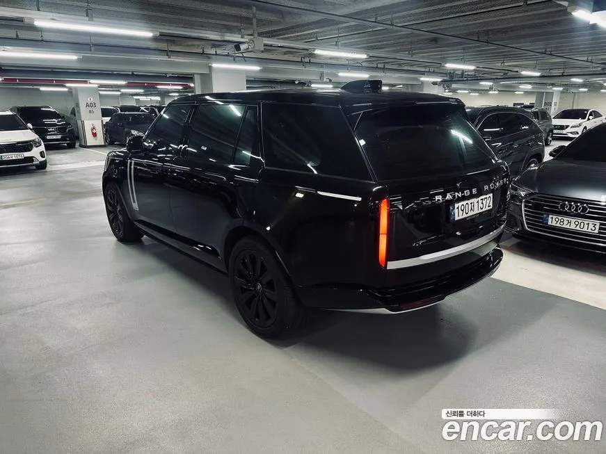 Land Rover Range Rover 2023 из KR, фото 3