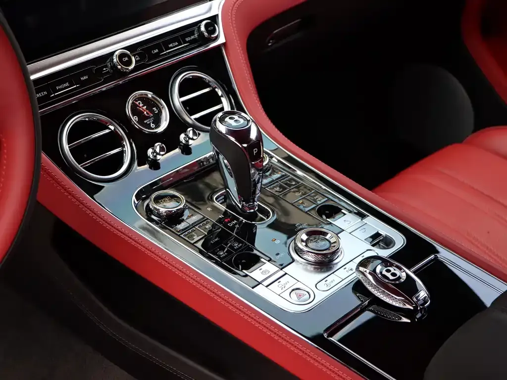 Bentley Continental 2021 из CN, фото 10