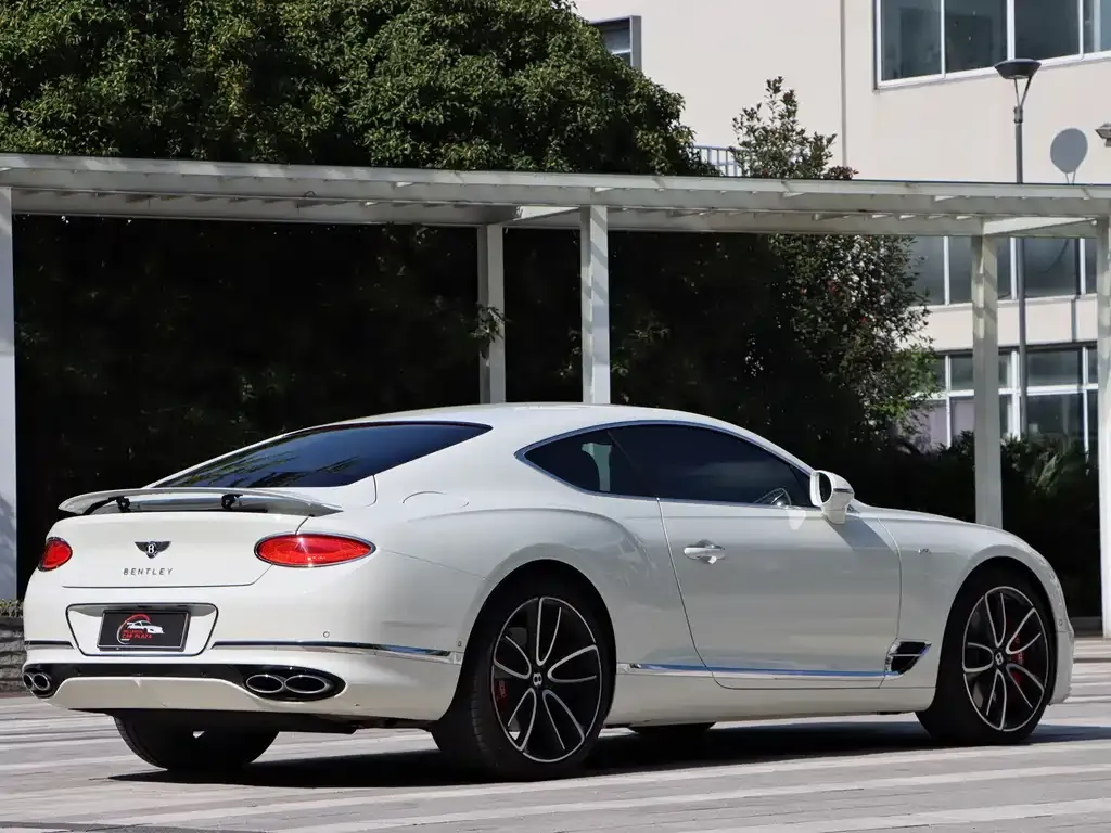 Bentley Continental 2021 из CN, фото 4