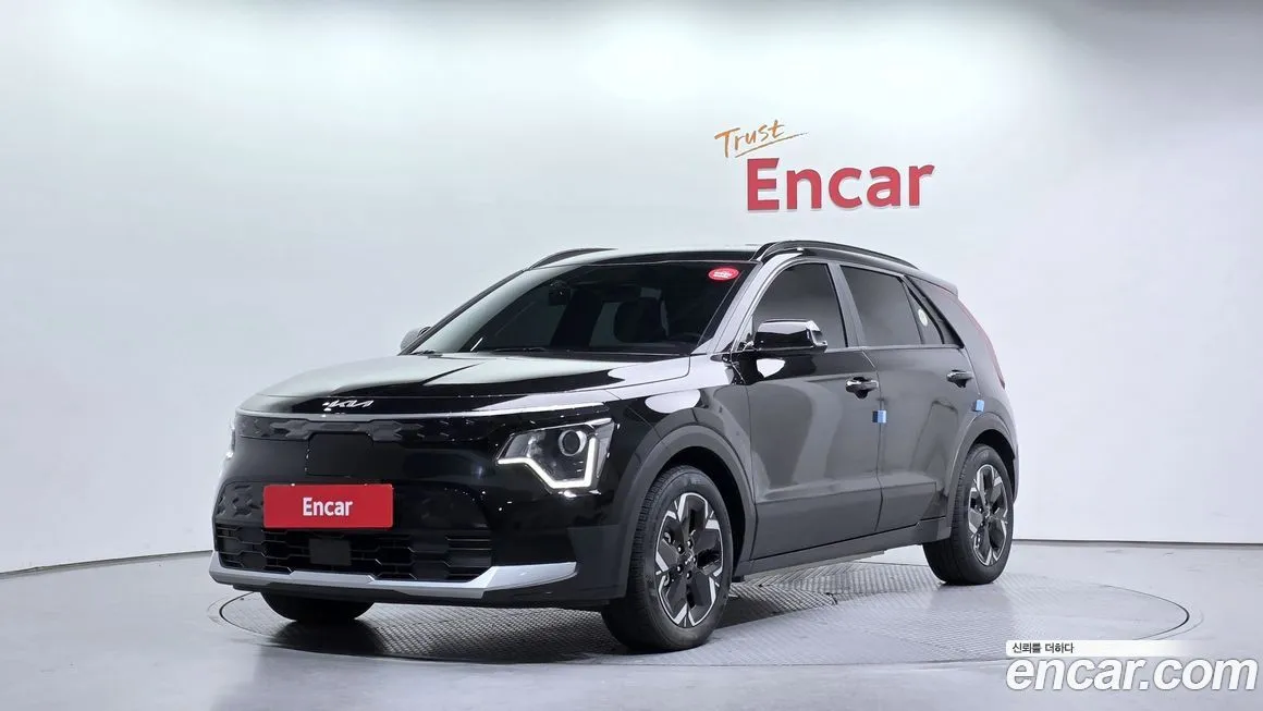 Kia Niro — фото 1