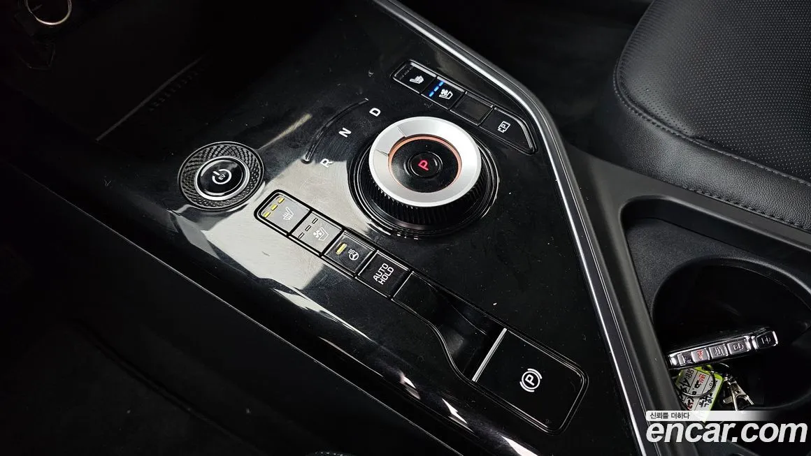 Kia Niro — фото 9