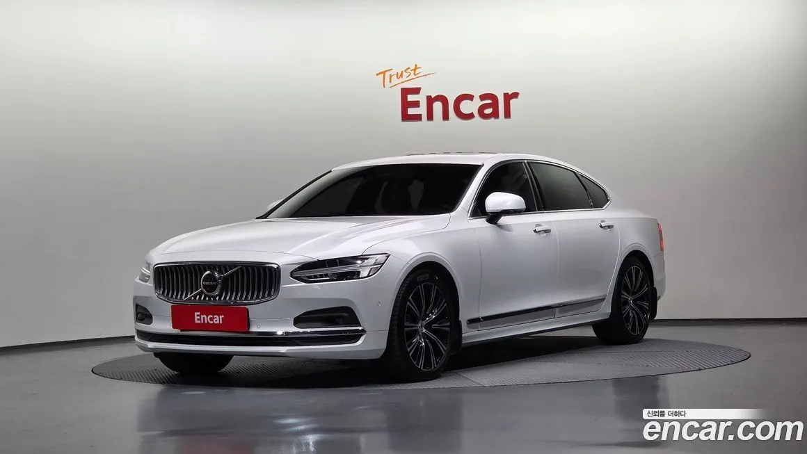 Volvo S90 — фото 1