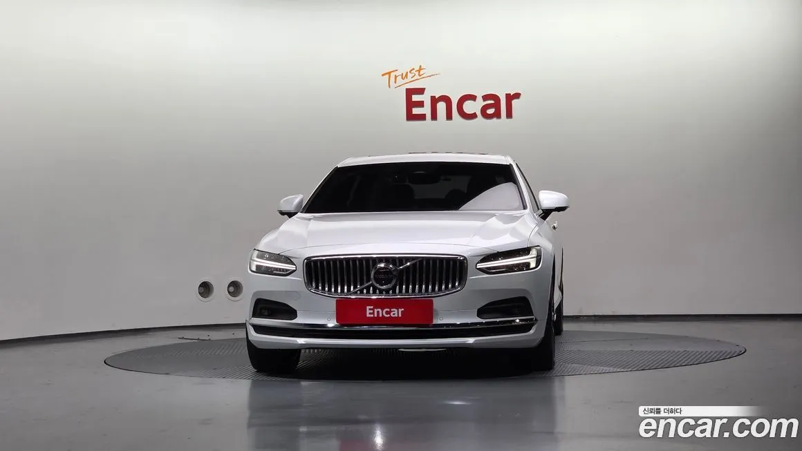 Volvo S90 — фото 3