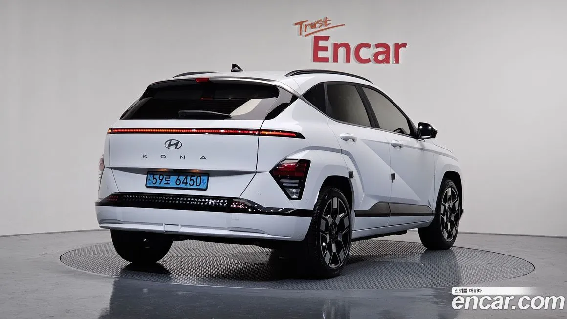 Hyundai Kona — фото 2