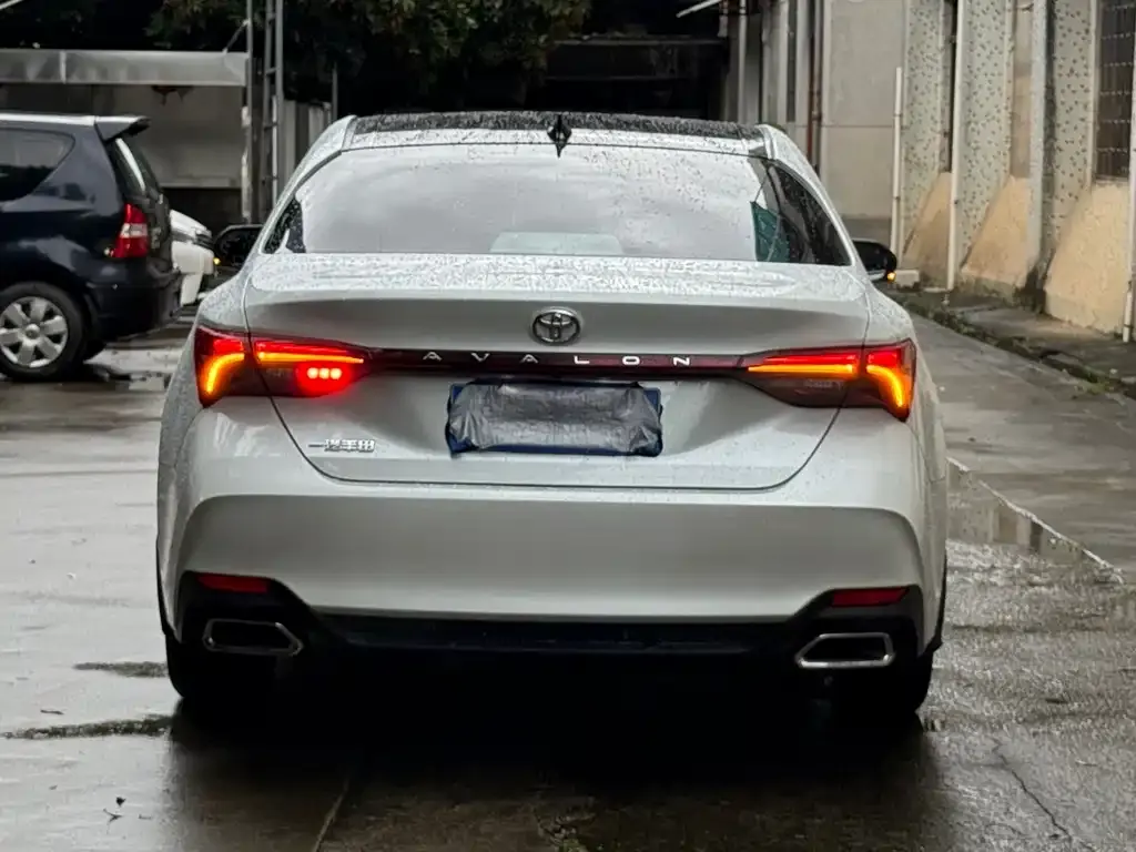 Toyota Avalon 2022 из CN, фото 5