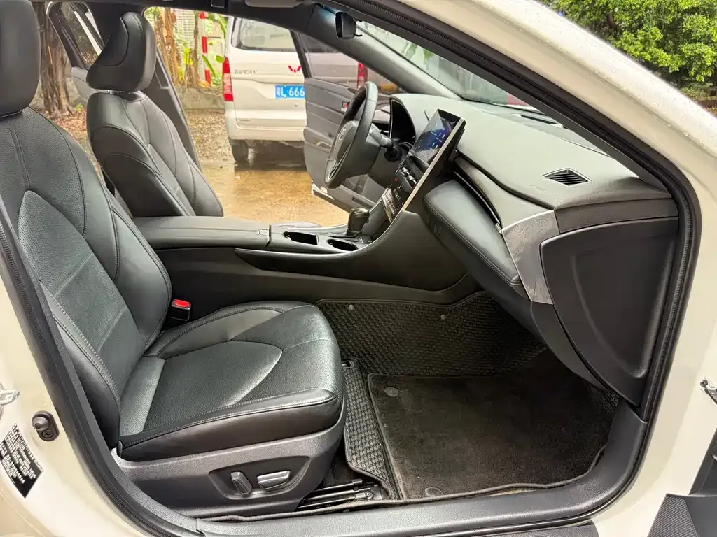 Toyota Avalon 2022 из CN, фото 8