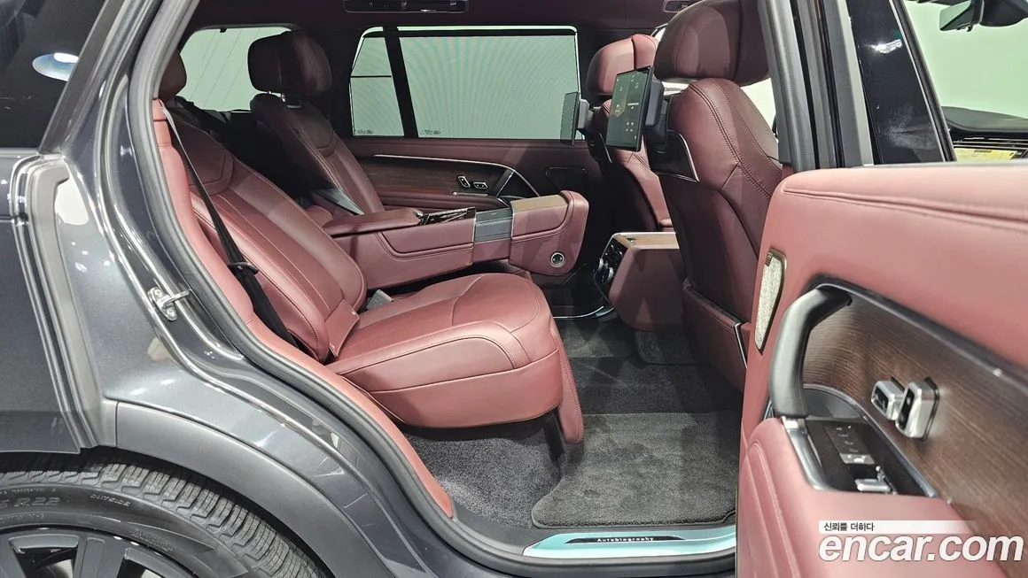 Land Rover Range Rover 2024 из KR, фото 5
