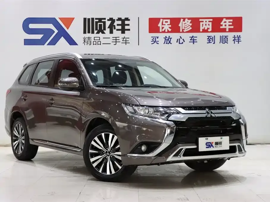 Mitsubishi Outlander 2021 из CN, фото 3